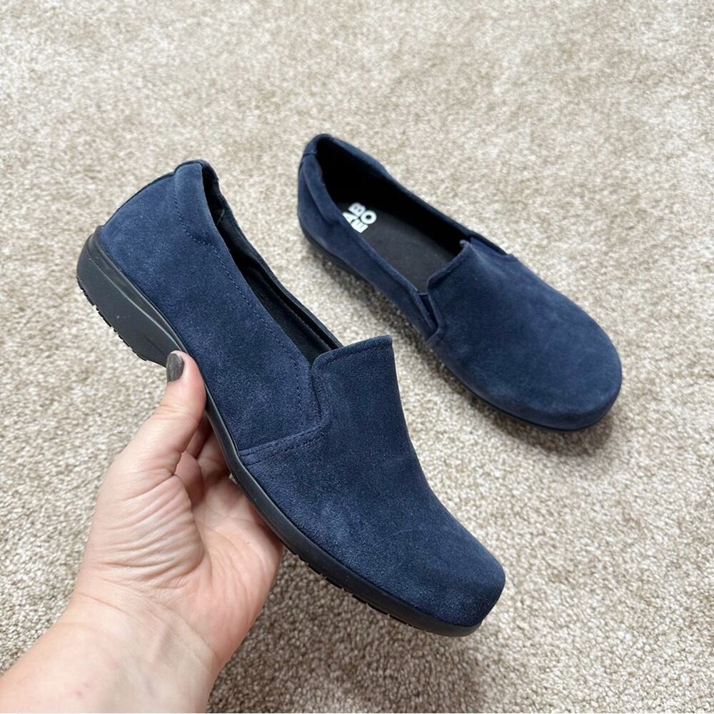 Abeo Navy Blue Suede Loafers Size 7.5 AYKA